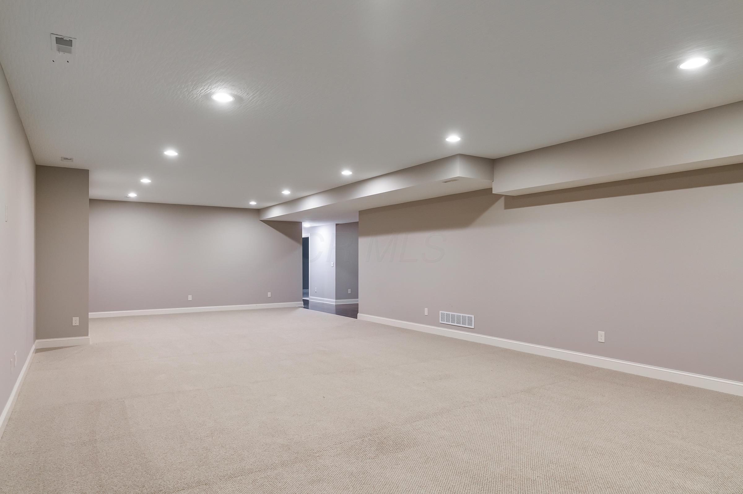 8664 Patterson Road Hilliard, OH 43026 - Photo 35 of 54 Gallery Image 35