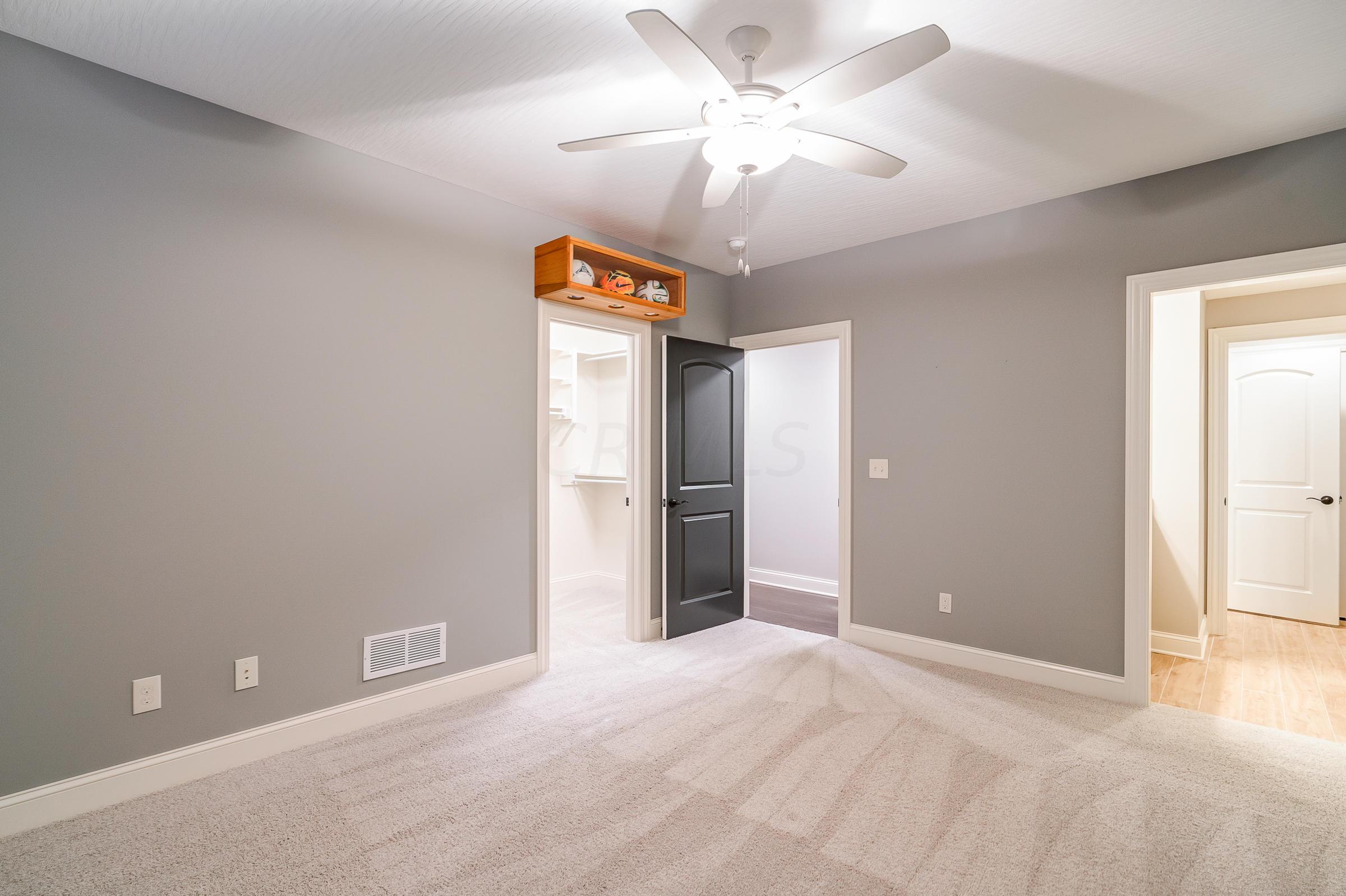 8664 Patterson Road Hilliard, OH 43026 - Photo 37 of 54 Gallery Image 37
