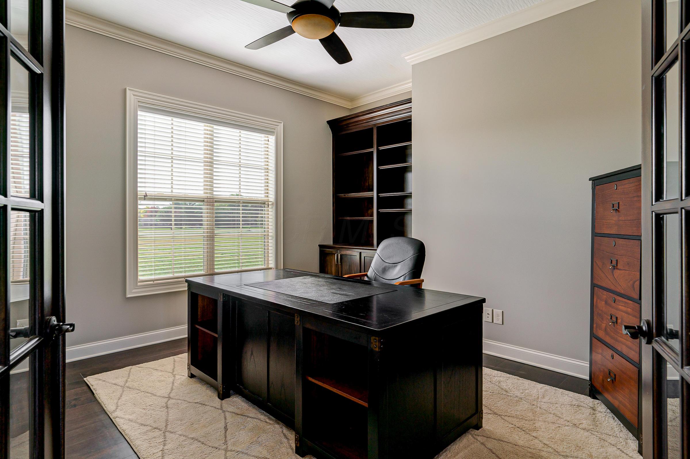 8664 Patterson Road Hilliard, OH 43026 - Photo 4 of 54 Gallery Image 4