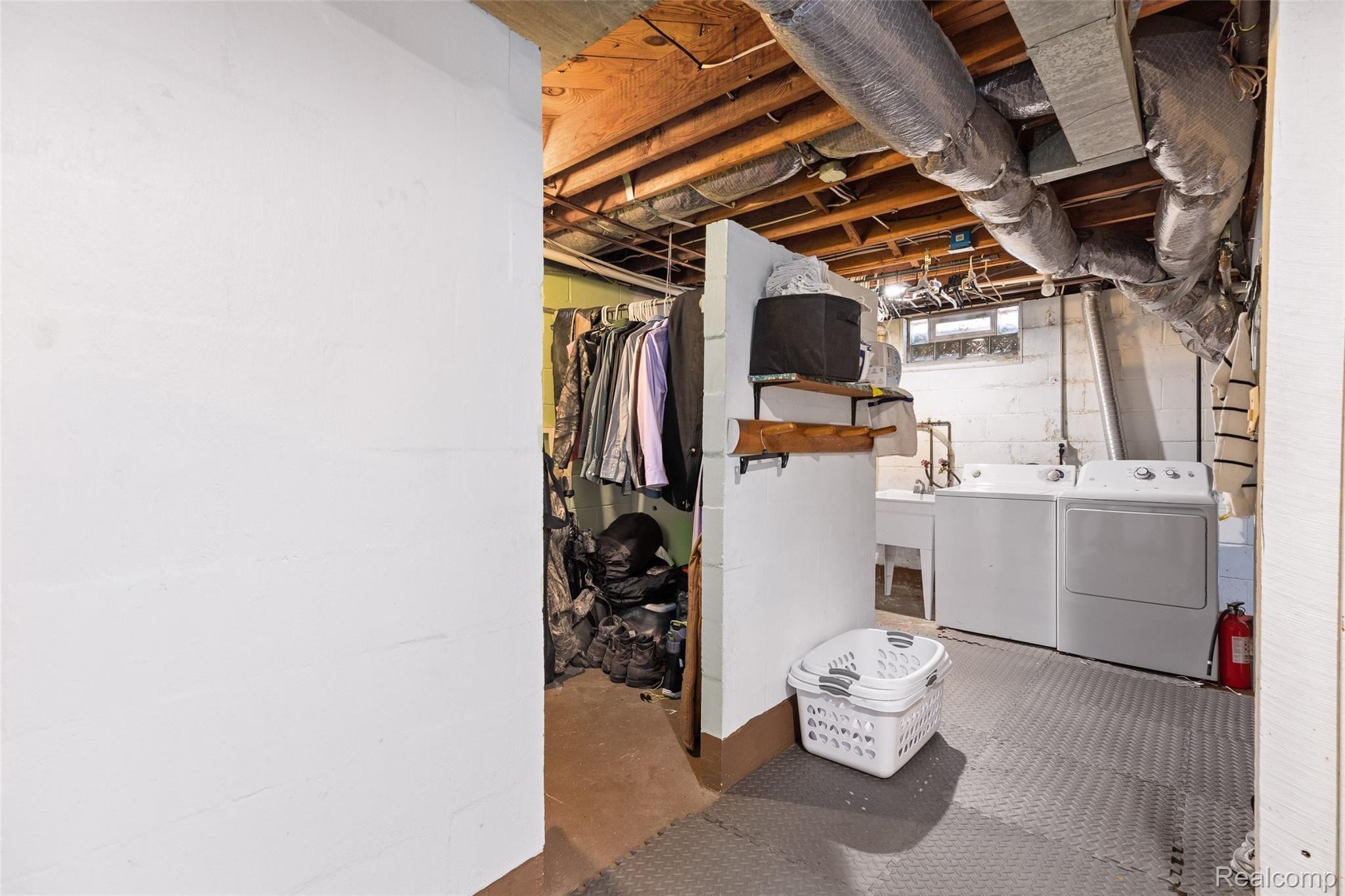 7398 Hatchery Road Waterford, MI 48327 - Photo 23 of 26 Basement