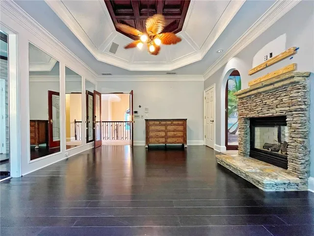 a view of an entryway