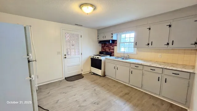 $769,900 | 138 West Forest Street, Lowell, MA 01851