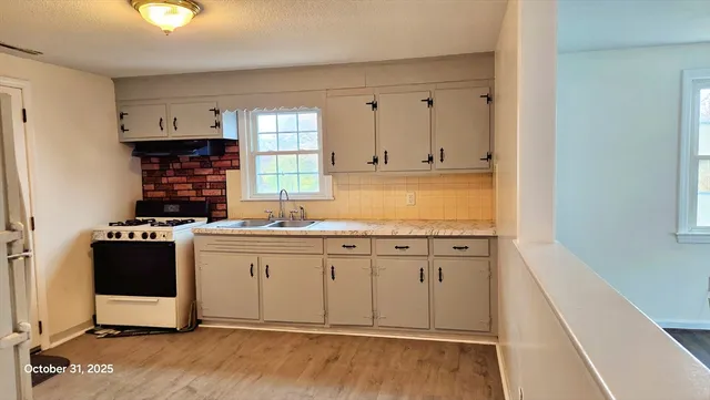 $769,900 | 138 West Forest Street, Lowell, MA 01851