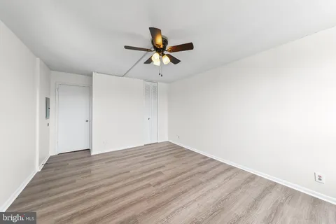 $215,000 | 1001 City Avenue, Unit W617, Wynnewood, PA 19096