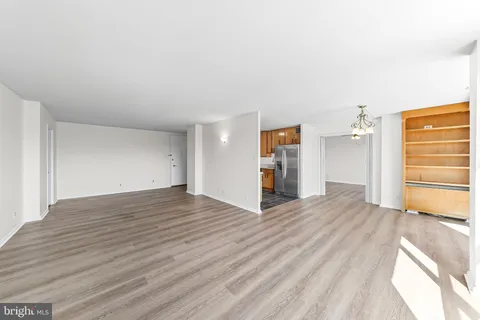 $215,000 | 1001 City Avenue, Unit W617, Wynnewood, PA 19096