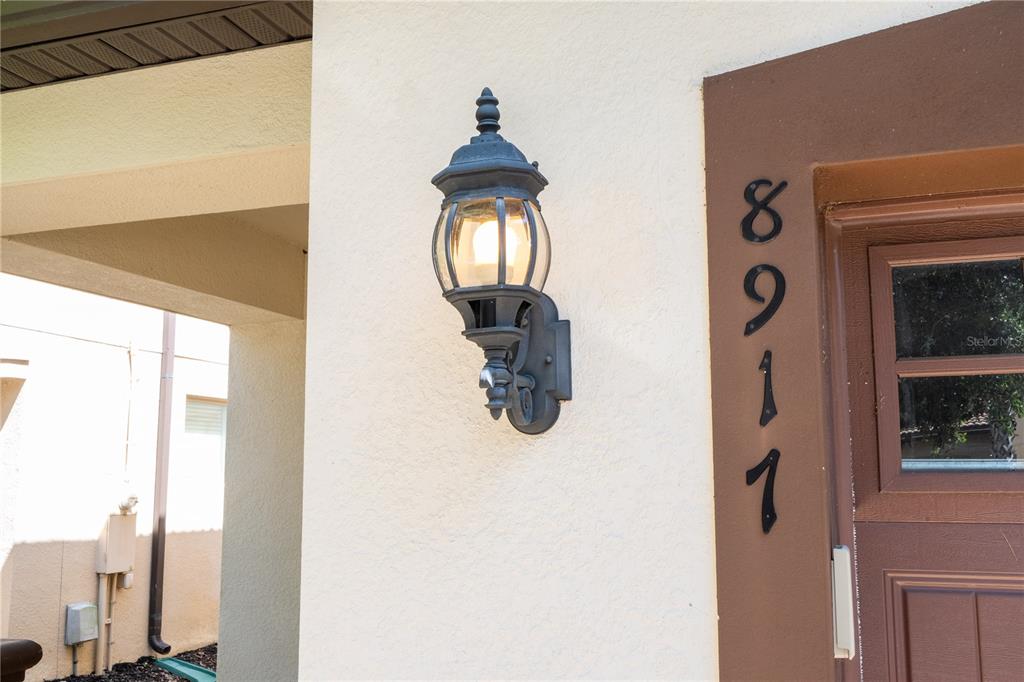 8917 Rhodes Street Kissimmee, FL 34747 - Photo 5 of 98 Gallery Image 5