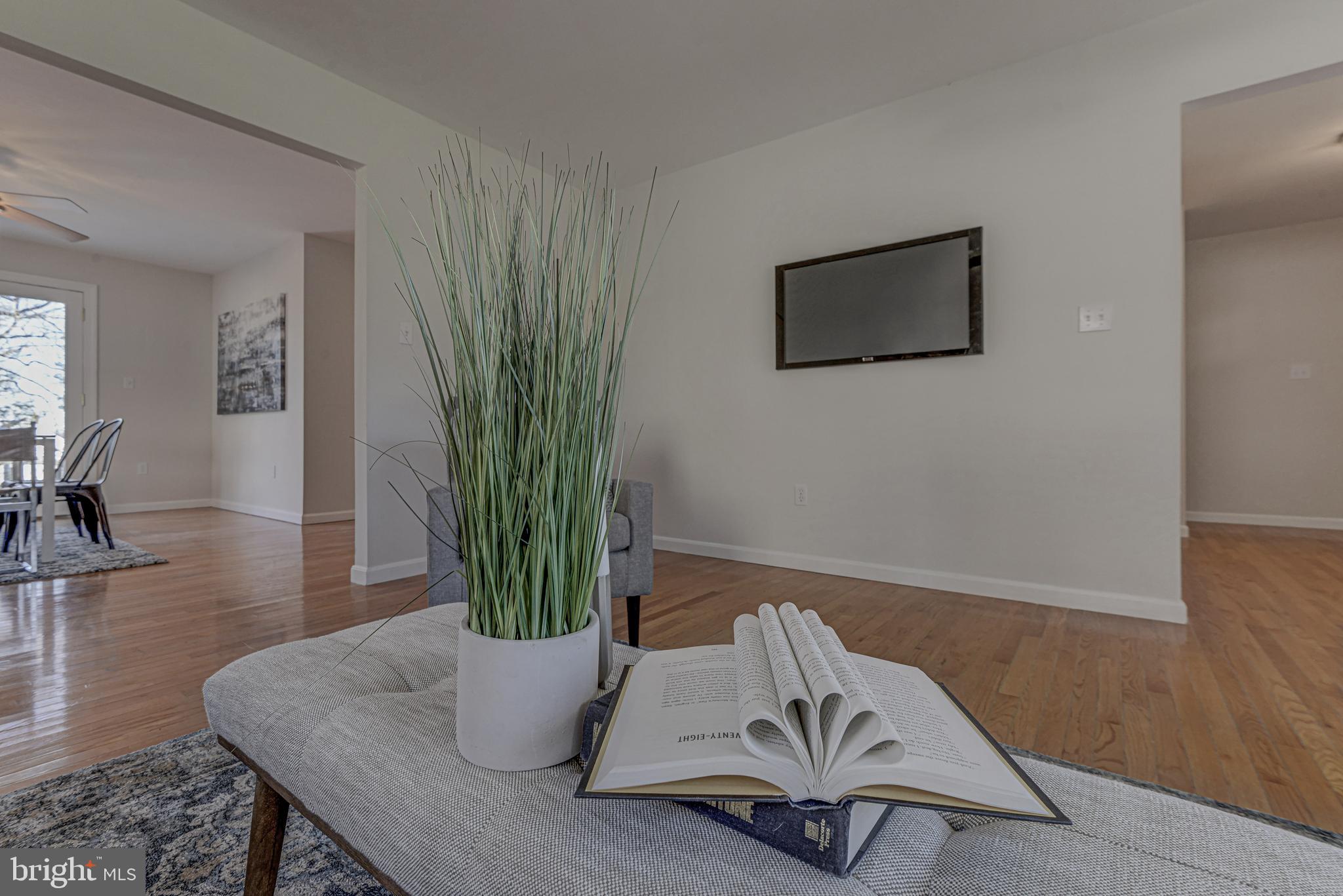 7907 Dalesford Road Baltimore, MD 21234 - Photo 9 of 42