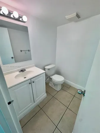 $1,600 | 1800 Sans Souci Boulevard, Unit 127, North Miami, FL 33181