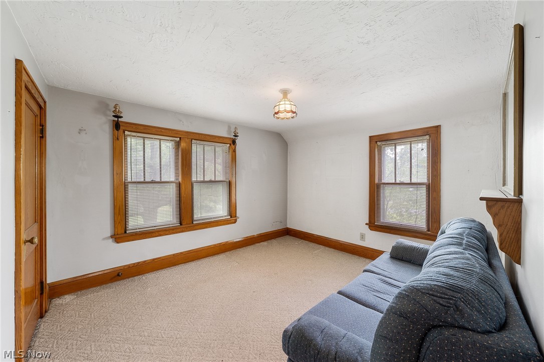 217 Swartz Road Akron, OH 44319 - Photo 20 of 35