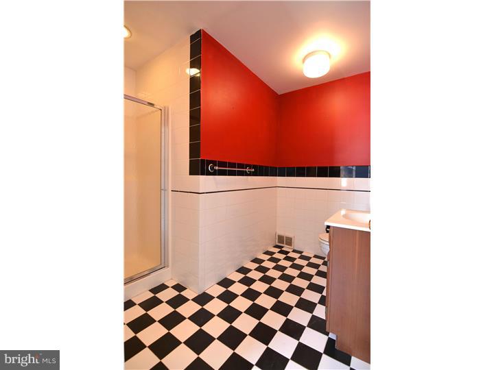 4 Evergreen Avenue Wayne, PA 19087 - Photo 12 of 24 Bathroom