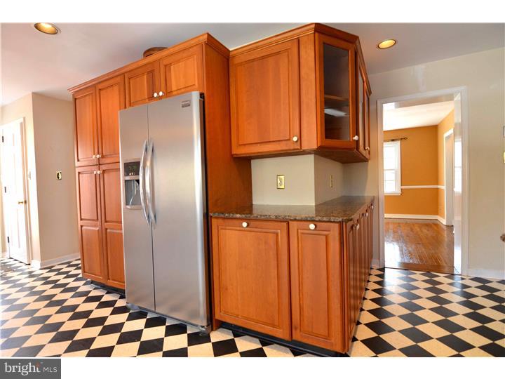 4 Evergreen Avenue Wayne, PA 19087 - Photo 8 of 24 Kitchen