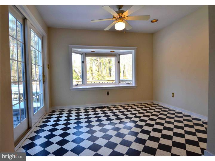 4 Evergreen Avenue Wayne, PA 19087 - Photo 9 of 24 Breakfast Room