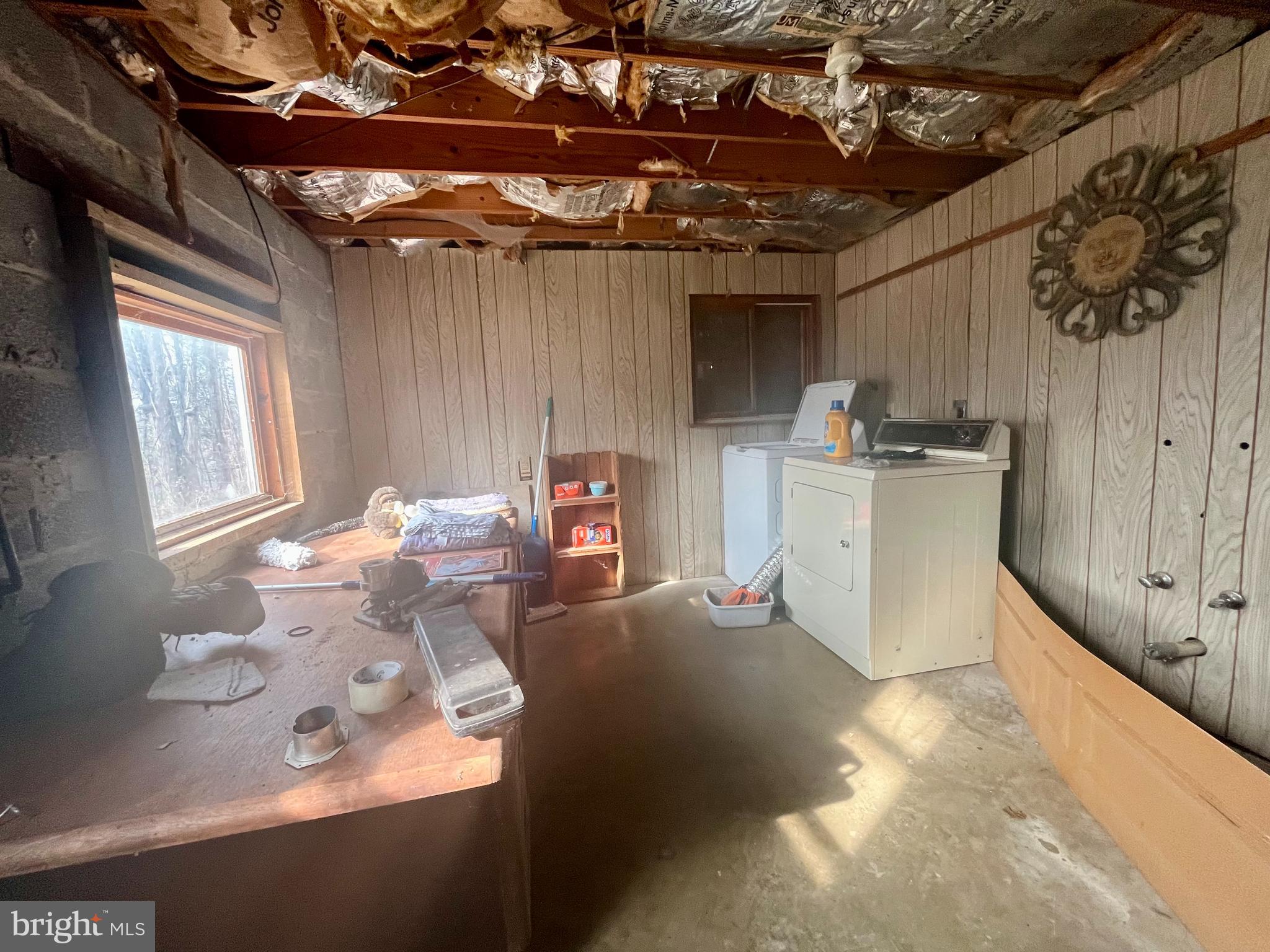 305 Rickard Place Rileyville, VA 22650 - Photo 19 of 27 a utility room with dryer and washer