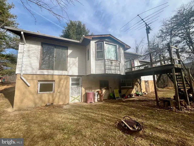 $158,000 | 305 Rickard Place, Rileyville, VA 22650