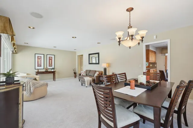 $1,099,900 | 8190 Hill Trail North, Lake Elmo, MN 55042