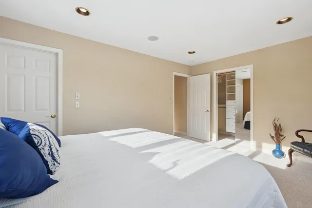 $1,099,900 | 8190 Hill Trail North, Lake Elmo, MN 55042