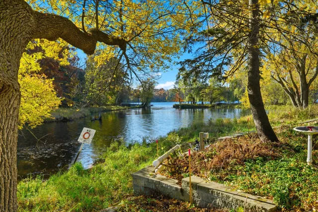 $1,099,900 | 8190 Hill Trail North, Lake Elmo, MN 55042