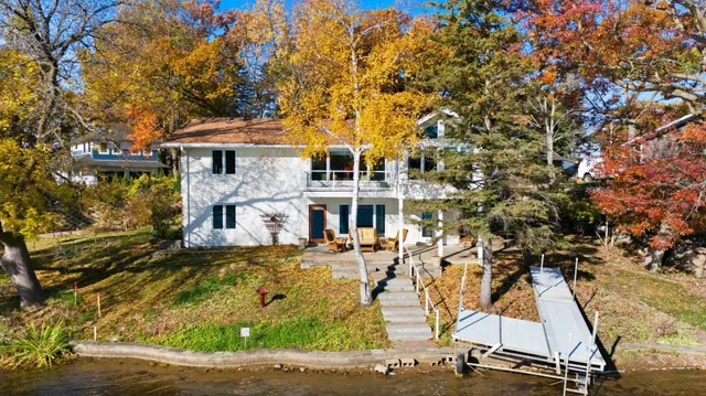 $1,099,900 | 8190 Hill Trail North, Lake Elmo, MN 55042