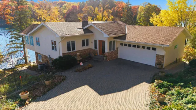 $1,099,900 | 8190 Hill Trail North, Lake Elmo, MN 55042