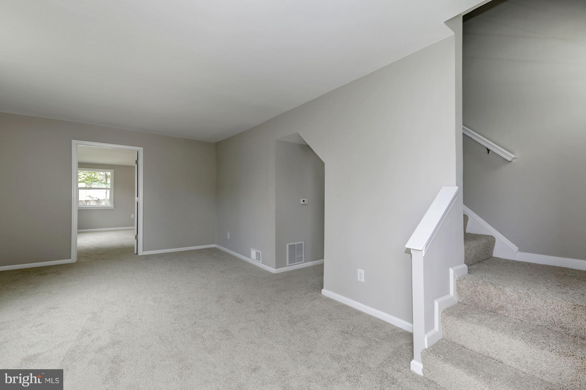 7304 Greeley Road Landover, MD 20785 - Photo 8 of 28 Living Room