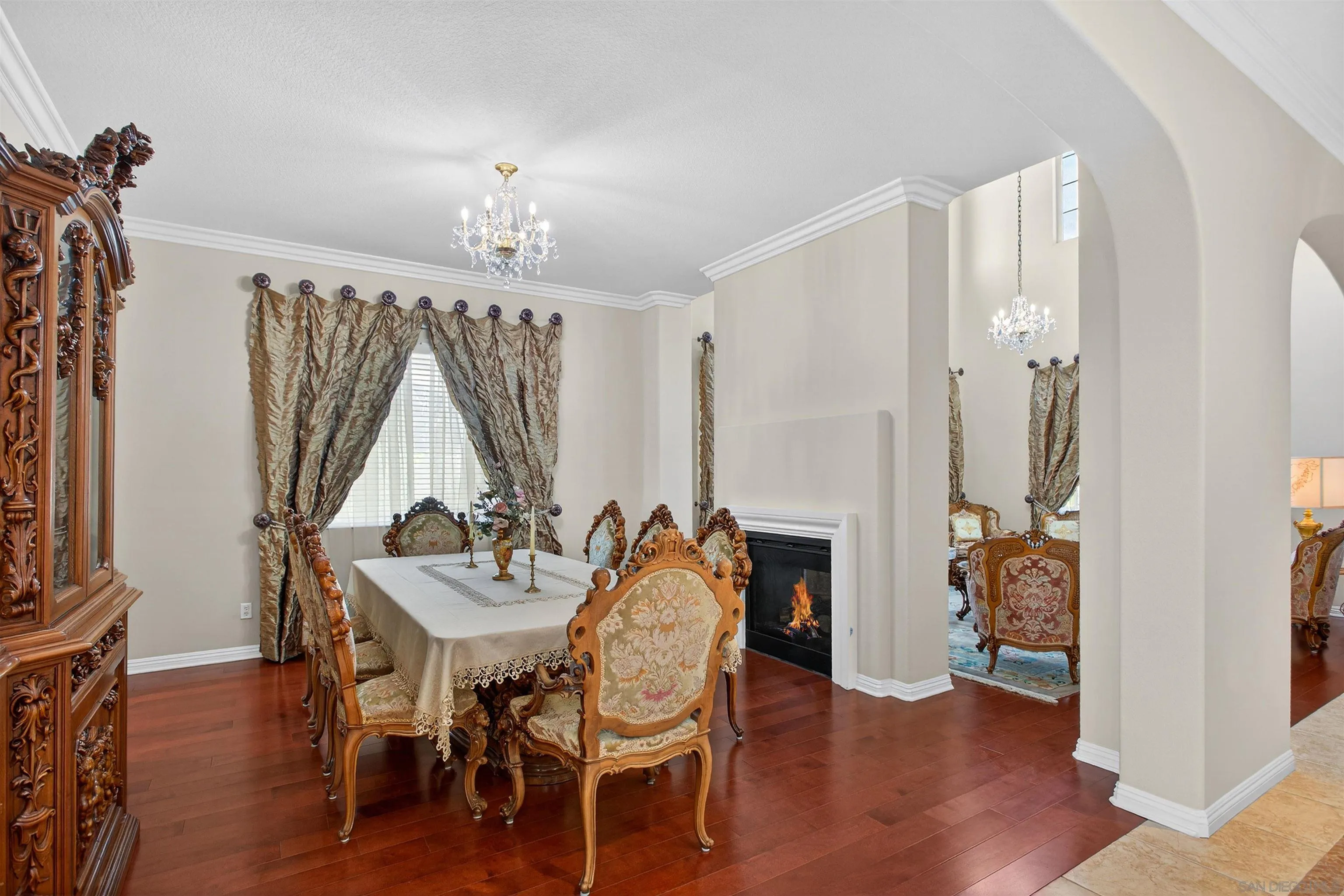 18410 Lakepointe Drive Riverside, CA 92503 - Photo 11 of 73 a dining room with furniture and wooden floor