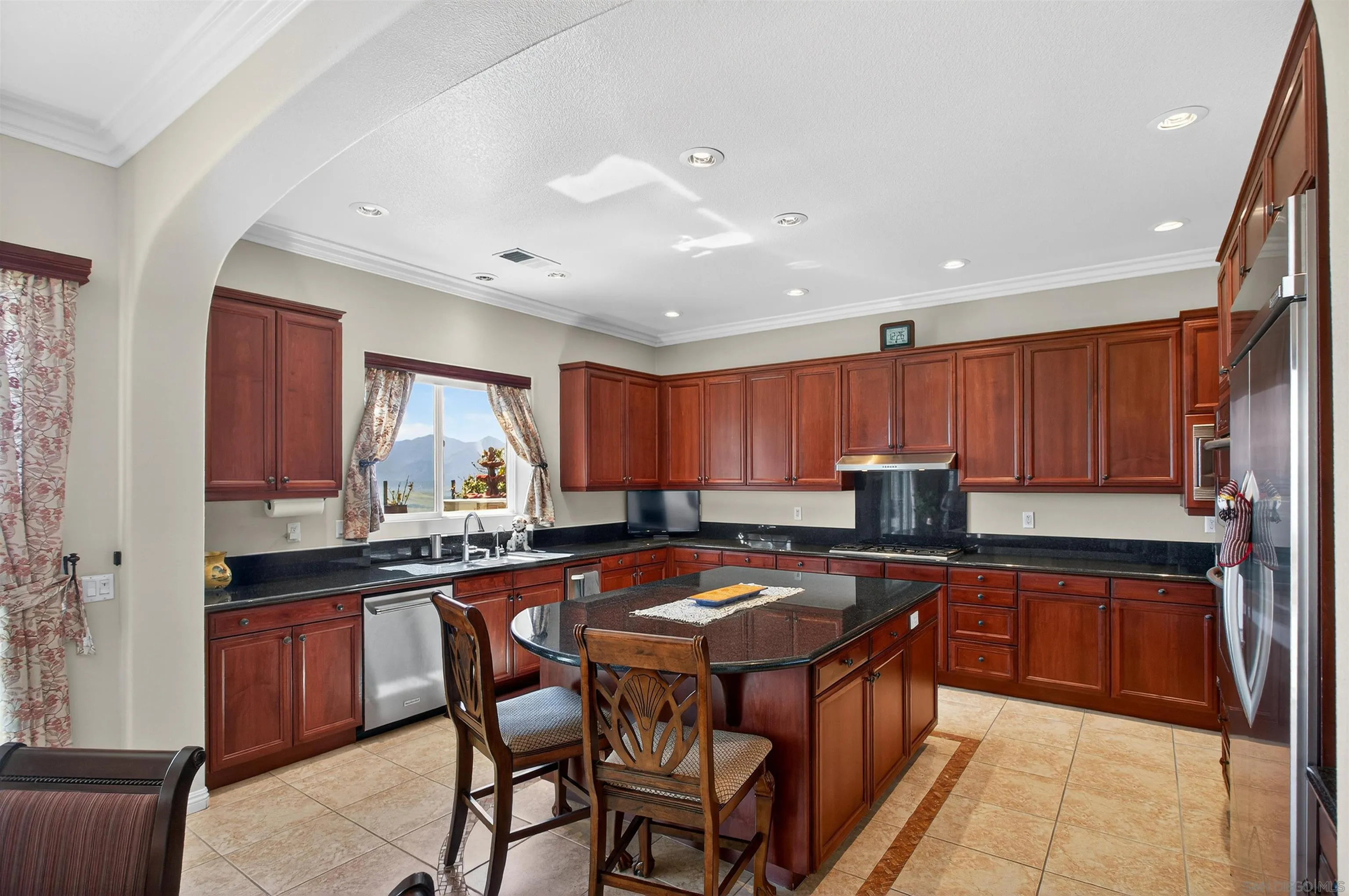18410 Lakepointe Drive Riverside, CA 92503 - Photo 15 of 63