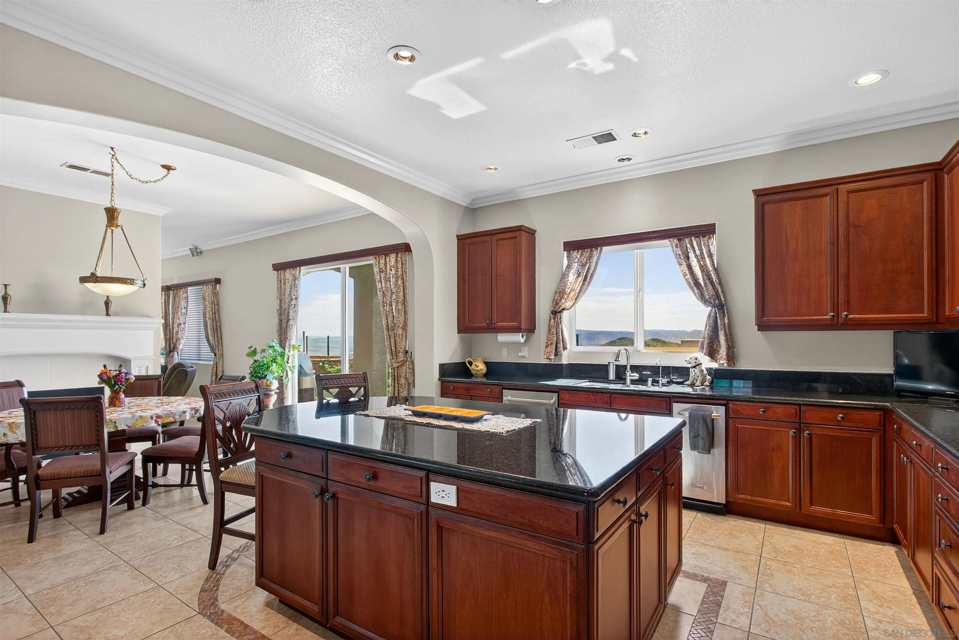 18410 Lakepointe Drive Riverside, CA 92503 - Photo 16 of 73