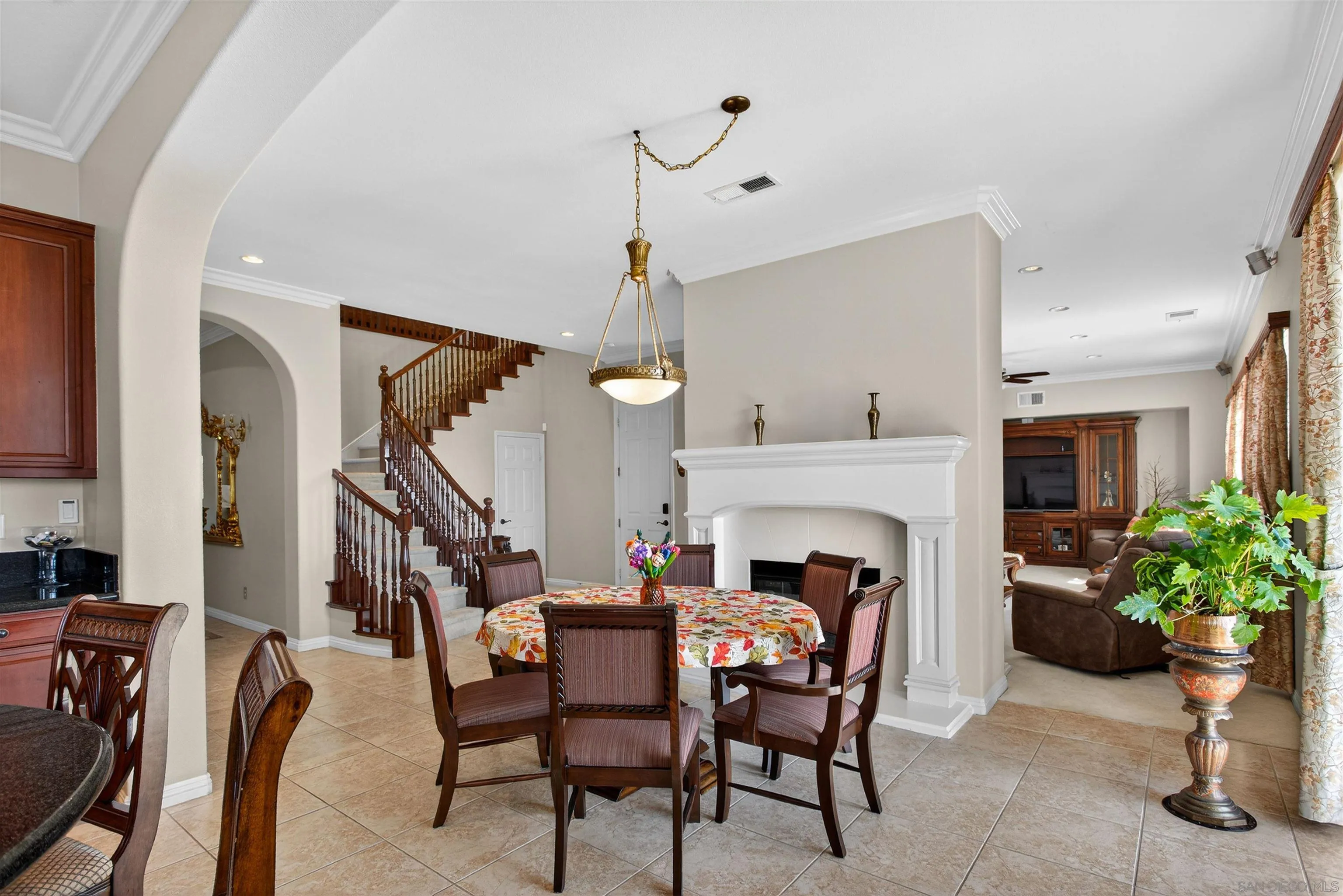 18410 Lakepointe Drive Riverside, CA 92503 - Photo 17 of 73