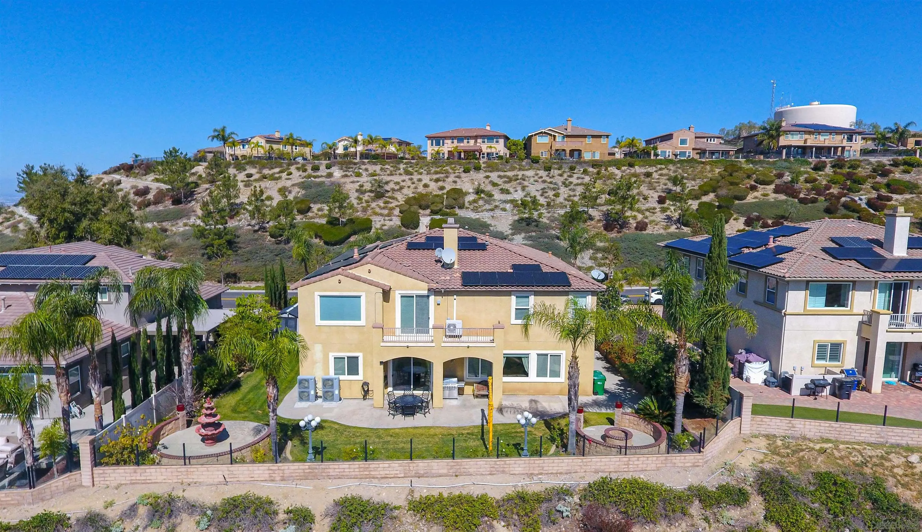 18410 Lakepointe Drive Riverside, CA 92503 - Photo 5 of 73