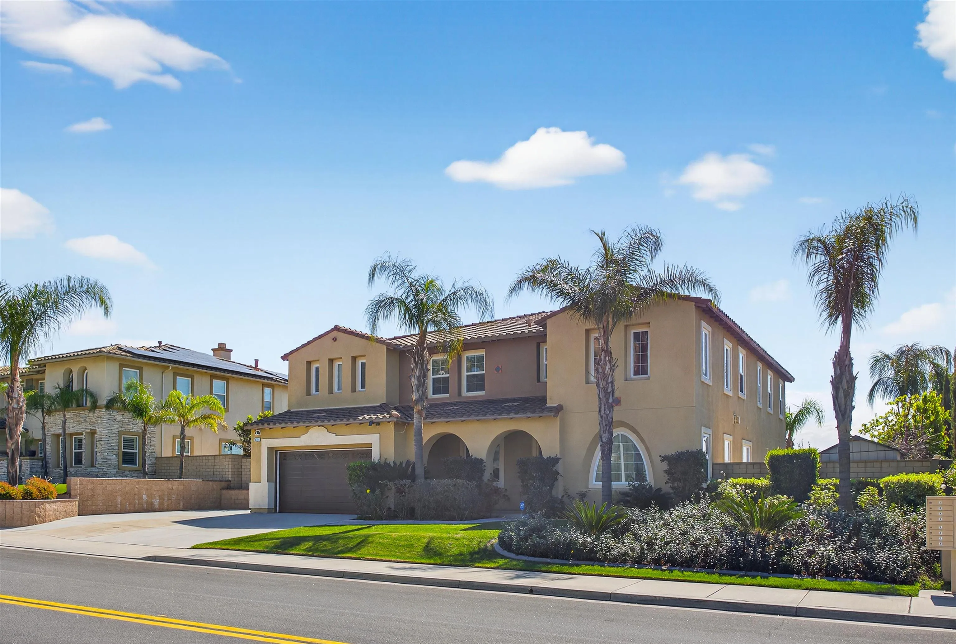 18410 Lakepointe Drive Riverside, CA 92503 - Photo 6 of 73