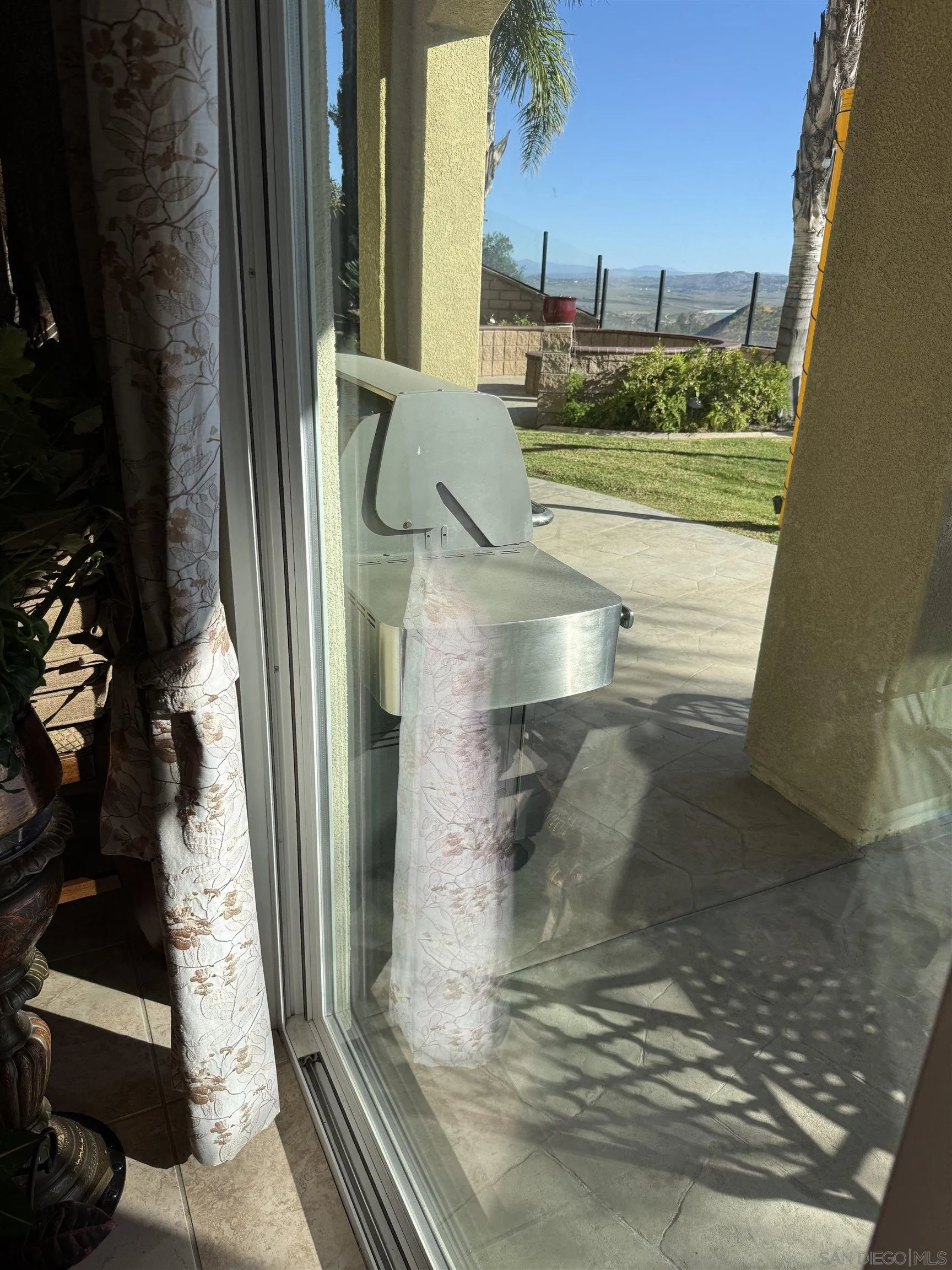 18410 Lakepointe Drive Riverside, CA 92503 - Photo 68 of 73