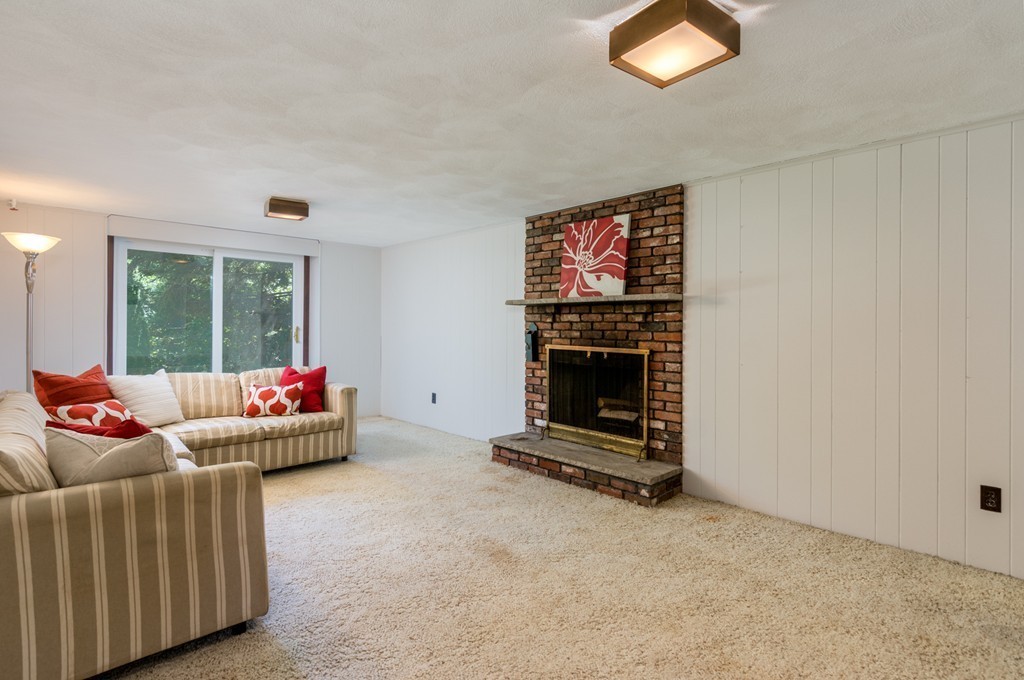 38 Valley Road Needham, MA 02492 - Photo 15 of 23 Gallery Image 15