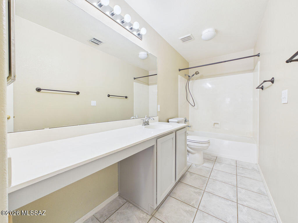 9557 Blue Ridge Mountain Street Tucson, AZ 85748 - Photo 19 of 25 CAM06457G6-PR0033-STILL029