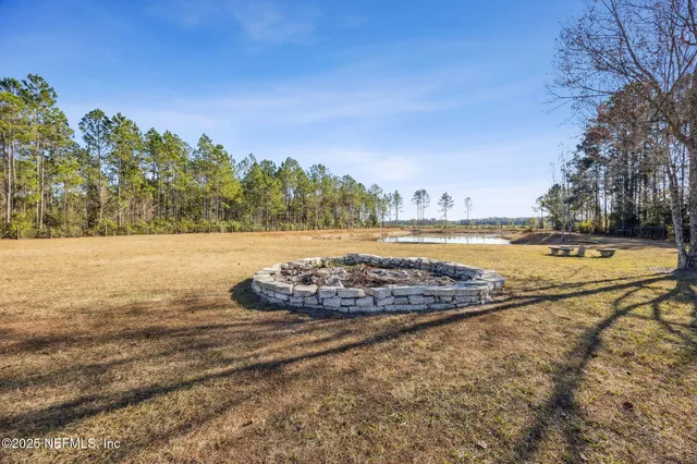 $700,000 | 10495 Ford Road, Bryceville, FL 32009