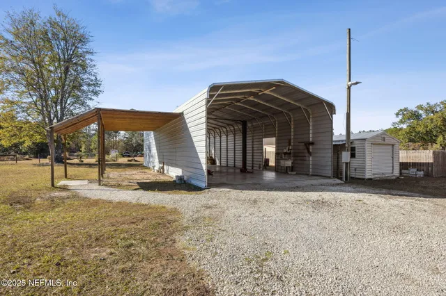 $700,000 | 10495 Ford Road, Bryceville, FL 32009