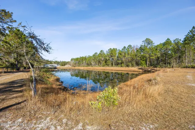 $700,000 | 10495 Ford Road, Bryceville, FL 32009