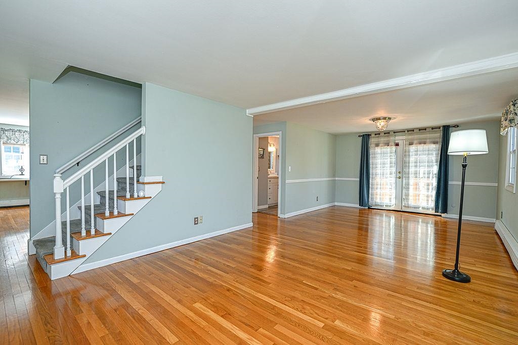 32 Hickory Drive Amherst, NH 03031 - Photo 21 of 38