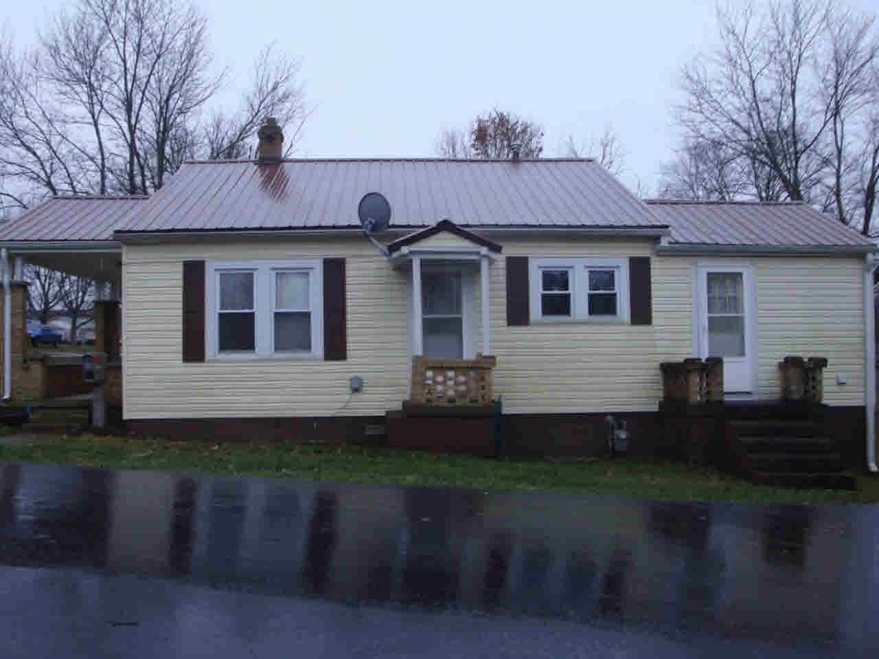 605 Ridgeview Drive Salem, IN 47167 - Photo 6 of 21 Gallery Image 6