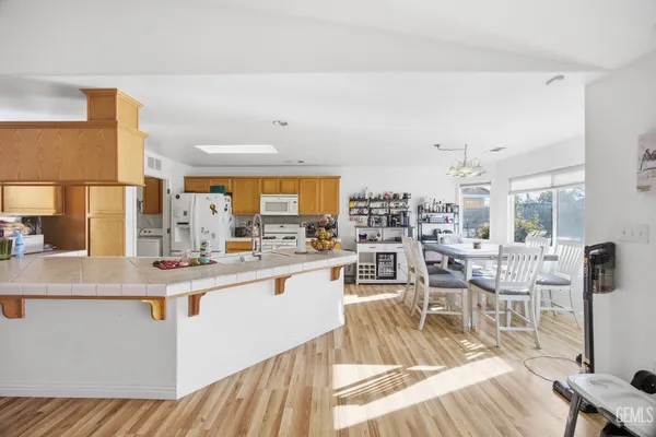 $419,999 | Undisclosed Address, Bakersfield, CA 93312