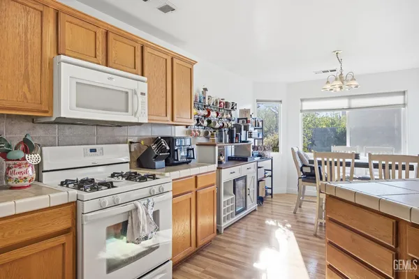 $419,999 | Undisclosed Address, Bakersfield, CA 93312