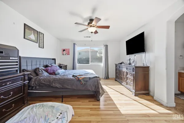 $419,999 | Undisclosed Address, Bakersfield, CA 93312