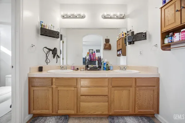 $419,999 | Undisclosed Address, Bakersfield, CA 93312