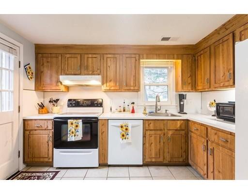 68 Upson Road Wellesley, MA 02482 - Photo 12 of 21