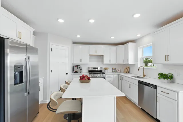 $524,990 | 1692 Langston Lane Northeast, St. Michael, MN 55376