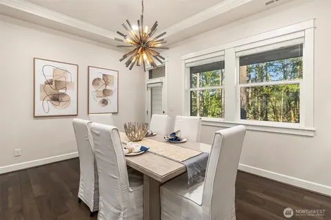 $1,795,000 | 404 6th Lane Northeast, Issaquah, WA 98029