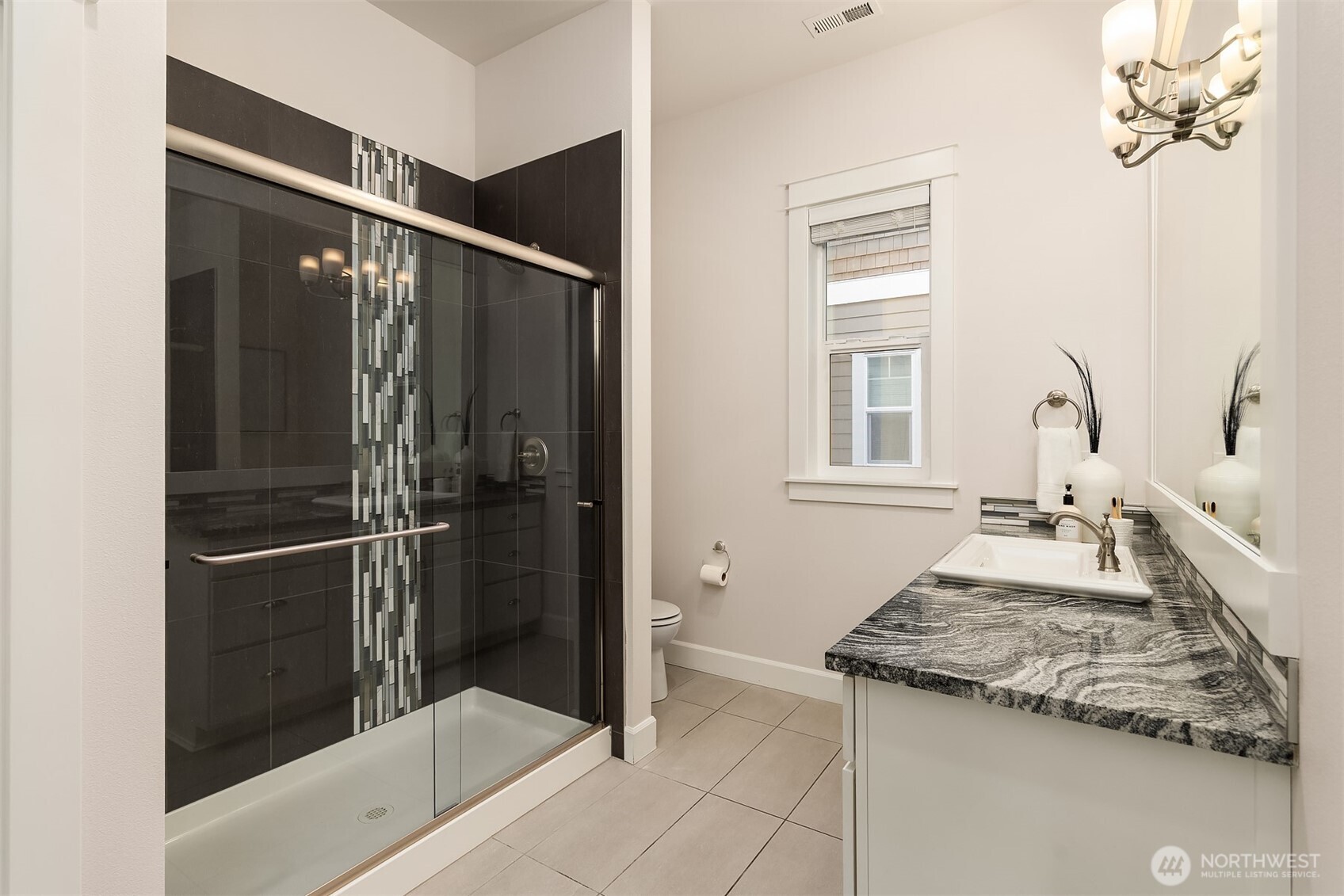 404 6th Lane Northeast Issaquah, WA 98029 - Photo 27 of 38