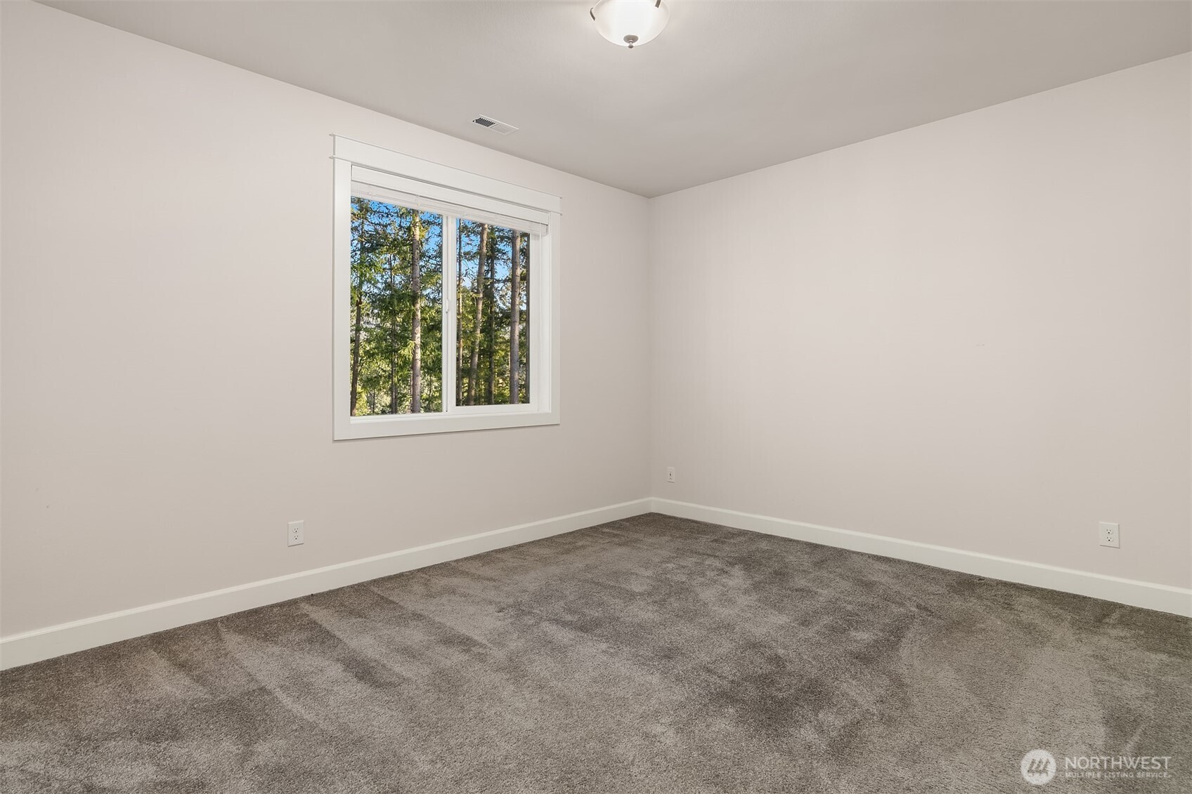 404 6th Lane Northeast Issaquah, WA 98029 - Photo 29 of 38