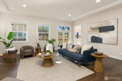 $1,795,000 | 404 6th Lane Northeast, Issaquah, WA 98029