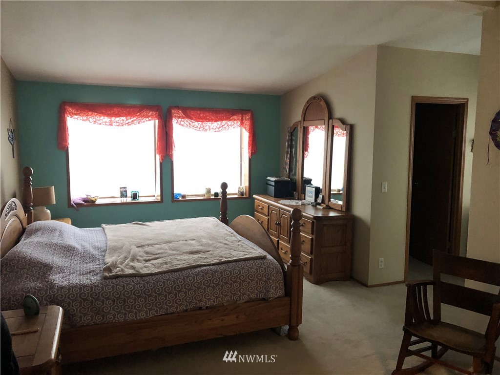 635 Melton Road Castle Rock, WA 98611 - Photo 10 of 19 Gallery Image 10