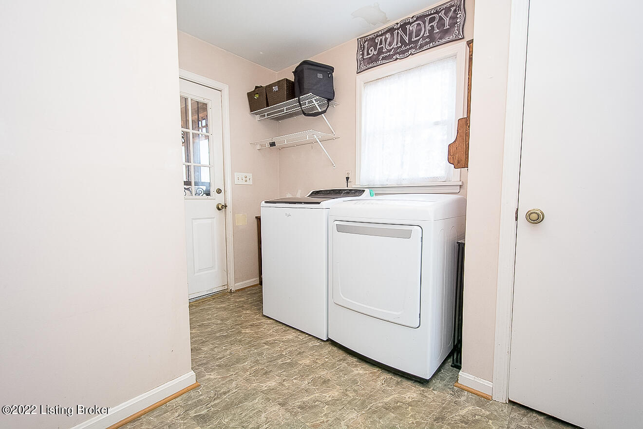 7700 Tempsclair Road Louisville, KY 40220 - Photo 19 of 42 Laundry Room